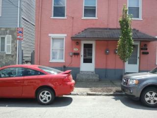1914 Wharton St, Pittsburgh PA  15203-1844 exterior