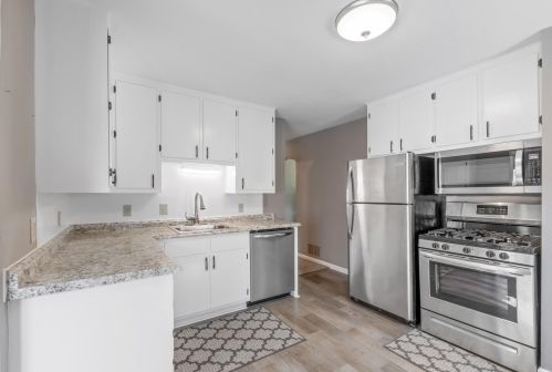 2580 17th Ave, Saint Paul MN  55109-1815 exterior