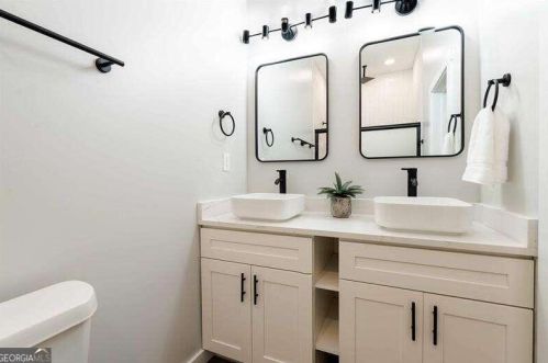 1437 Kenilworth Dr, Atlanta GA 30310-3943 exterior