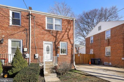 209 62nd St, Washington DC  20019-7933 exterior