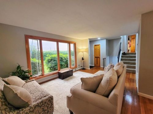 1330 Atwood Ave, Providence RI  02919-4903 exterior