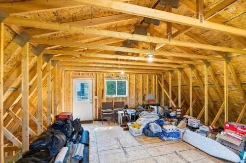 1114 Chester Park Dr, Duluth MN 55812-1139 exterior