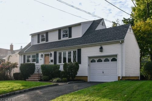 1999 Portland Ave, Scotch Plains NJ  07076-1839 exterior