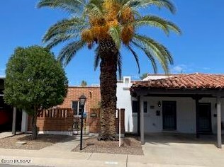 414 Paseo Solana, Green Valley AZ 85614-2729 exterior