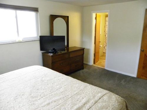 111 Washington Rd, Pittsburgh PA 15221-4448 exterior