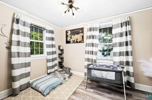 237 Kent Rd, Duluth MN 55812-1101 exterior