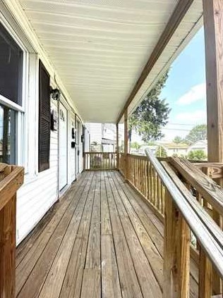 26 Du Bois Ave, Poughkeepsie NY  12601-2141 exterior