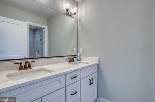 1 Ashburn Dr, Lewes DE 19958-9759 exterior