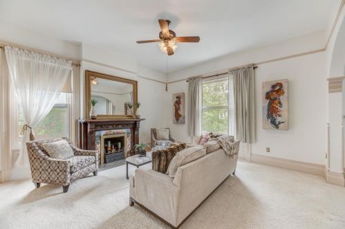 5211 Washington Pl, Saint Louis MO 63108-1117 exterior