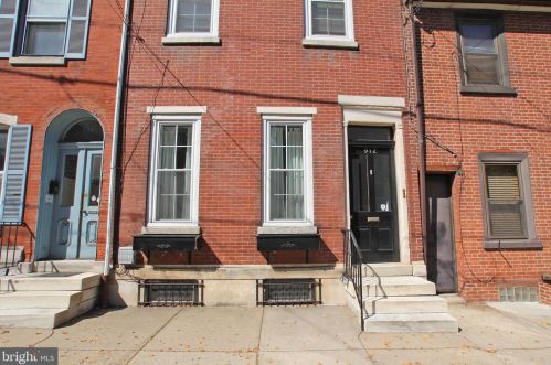 912 4th St, Philadelphia PA  19147-4104 exterior