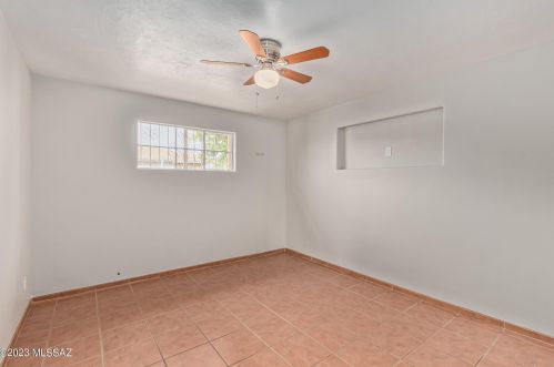 818 Calle Bocina, Tucson AZ  85756-6434 exterior