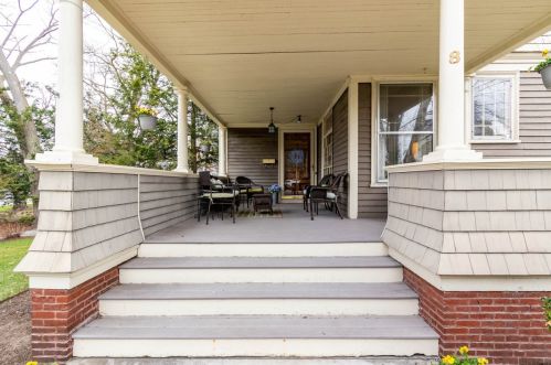 8 Pine St, Concord, NH 03301-3825