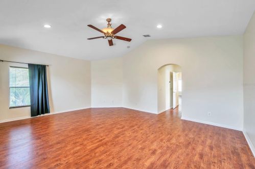 10246 Evergreen Hill Dr, Tampa FL 33647-2944 exterior