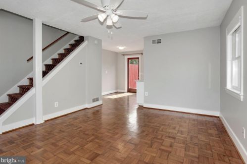 2022 21 St, Arlington VA 22201-3607 exterior