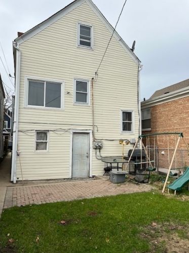 2837 Ridgeway Ave, Chicago IL 60632-3742 exterior