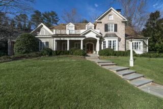 5350 Long Island Dr, Atlanta, GA 30327-4981