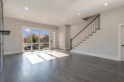 5307 Mcvicker Ave, Chicago IL 60630-1922 exterior