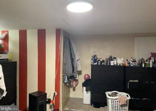 2210 Friendship St, Philadelphia PA 19149-1621 exterior