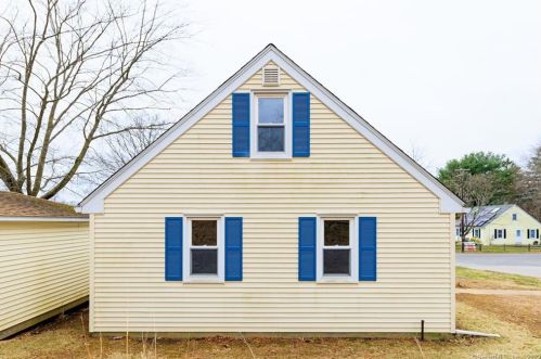 33 Palmer St, Killingly CT 06239-2732 exterior