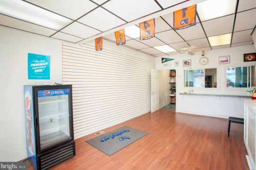 7316 Frankford Ave, Philadelphia PA 19135-3405 exterior