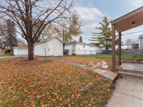 4703 35, Milwaukee WI 53209-5972 exterior