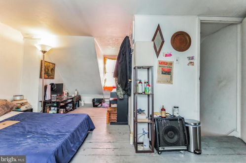 814 9 St, Philadelphia PA 19148-3701 exterior