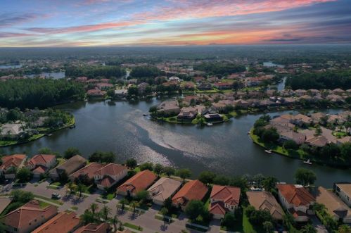 18030 Java Isle Dr, Tampa, FL 33647-2708