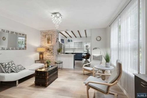 37 Portland Pl, Montclair NJ  07042-2821 exterior