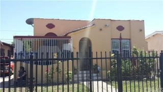 204 83rd St, Los Angeles CA  90003-3024 exterior