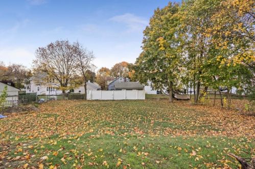 930 Cass Ave, Woonsocket, RI 02895-4934