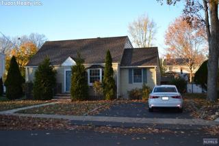 702 Tiffany Ave, Westwood, NJ 07675-6306