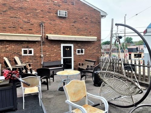 3039 Liberty Ave, Pittsburgh PA 15222-3701 exterior