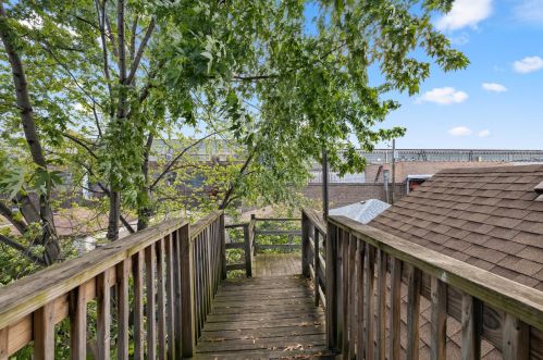 464 Artesian Ave, Chicago IL 60629-1210 exterior