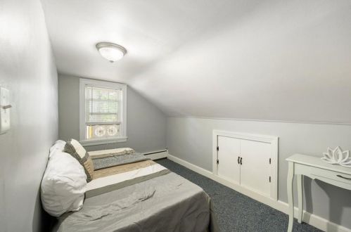 268 Morin St, Woonsocket RI  02895-2333 exterior