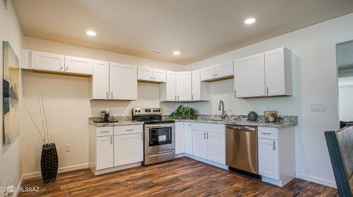 8322 Julia St, Tucson AZ  85710-4218 exterior