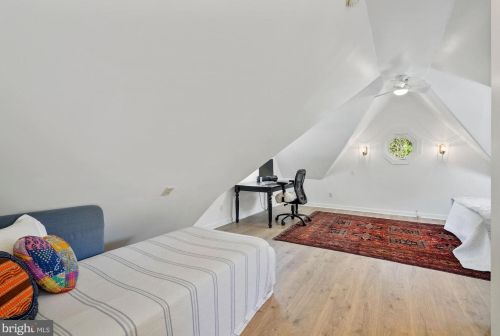 5018 Sherier Pl, Washington DC 20016-3328 exterior