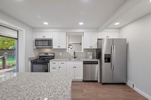 502 Braddock Rd, Pittsburgh PA 15221-3734 exterior