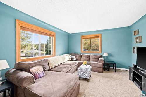 1122 Anderson Rd, Duluth MN 55811-5416 exterior