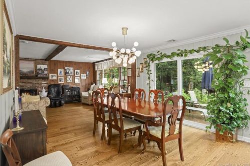 75 Nursery St, Norwalk CT 06850-1707 exterior