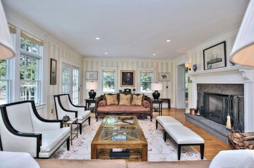 64 Bayberry Ln, Westport CT 06880-4031 exterior