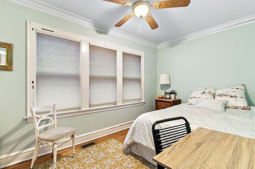 2147 Shakespeare Ave, Chicago IL 60647-3217 exterior