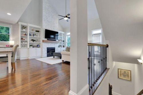 3573 Brookleigh Ln, Atlanta GA 30319-2219 exterior