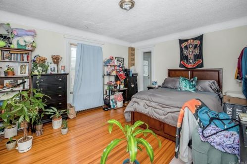 155 Smt Ave, Mount Vernon NY 10550-1503 exterior