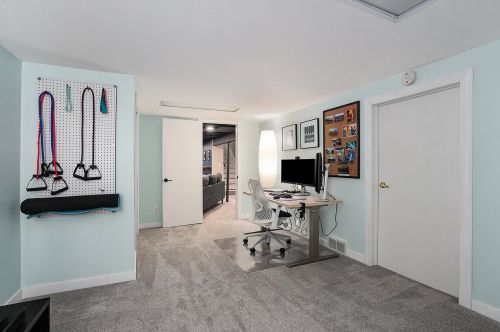 4611 Valleyridge Ave, Wyoming MI exterior