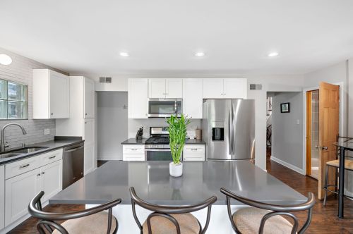 3260 95, Milwaukee WI 53222-3527 exterior