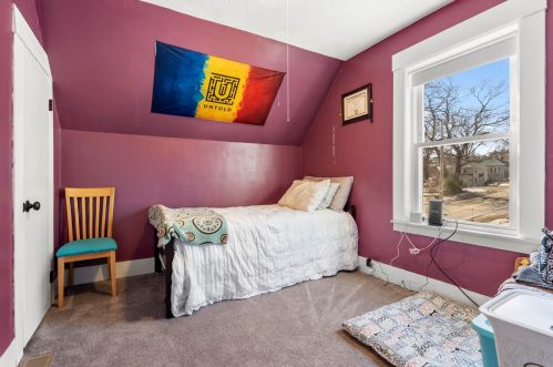 64 Elm St, Concord NH 03303-3324 exterior