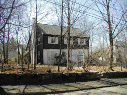 125 Prospect St, Newton, MA 02465-2312