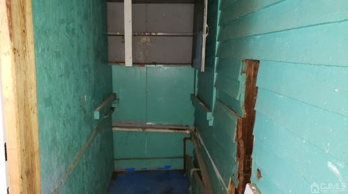 122 Madison Ave, Perth Amboy NJ 08861-4307 exterior