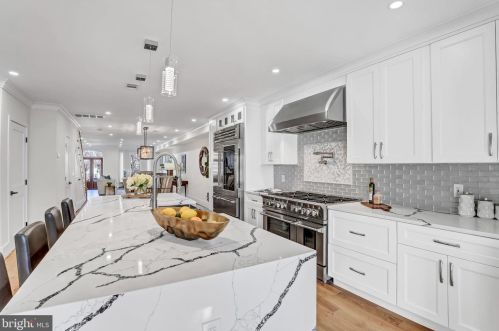 1337 Massachusetts Ave, Washington DC  20003-1540 exterior