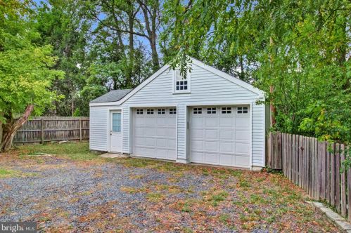 10 Clearview Ave, Trenton NJ 08619-1217 exterior